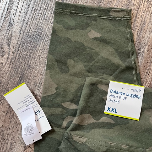 Old Navy Balance High Rise Camo Leggings Go-Dry Breathable Women’s Size XXL - Picture 7 of 7